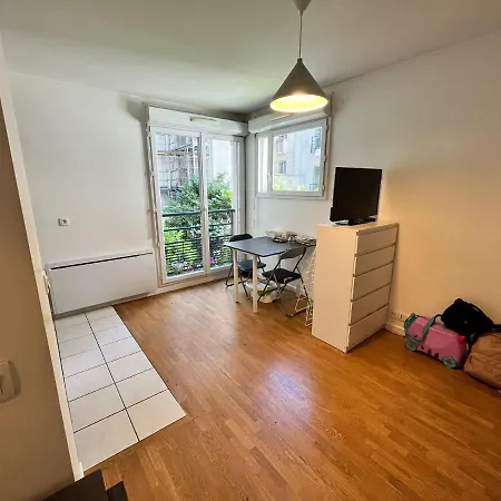 Cozy In Apartment